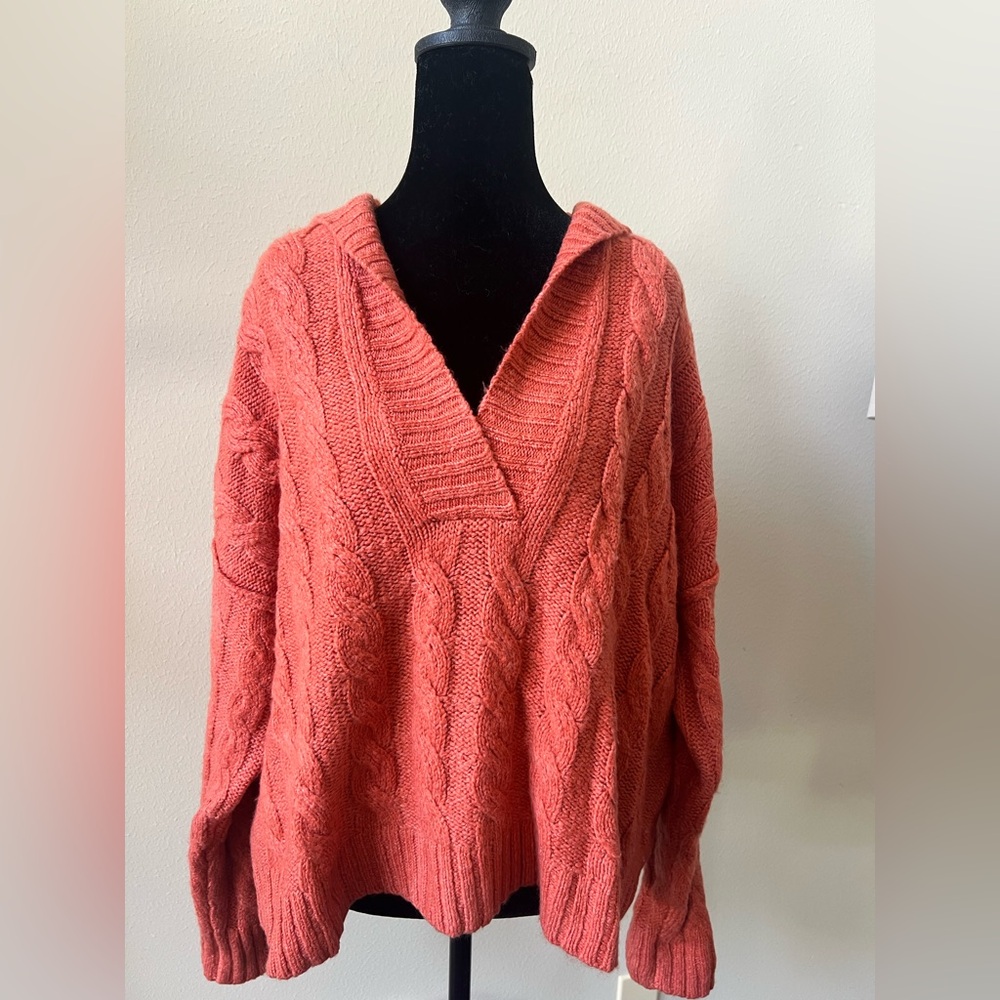 American Eagle Outfitters V-Neck Sweater - Coral